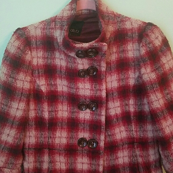 Wool coat red, grey and ivory - Picture 2 of 3